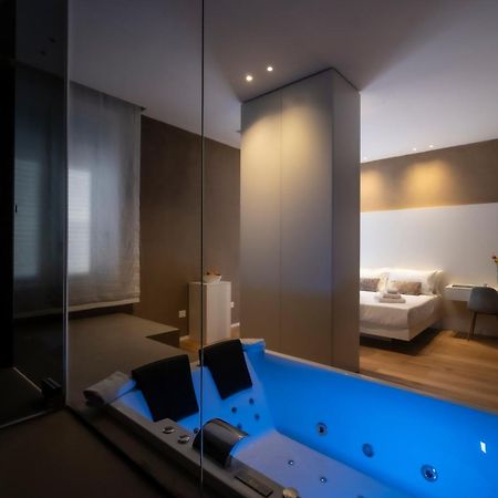 Amorgiu Luxury Suites Palermo Exteriör bild