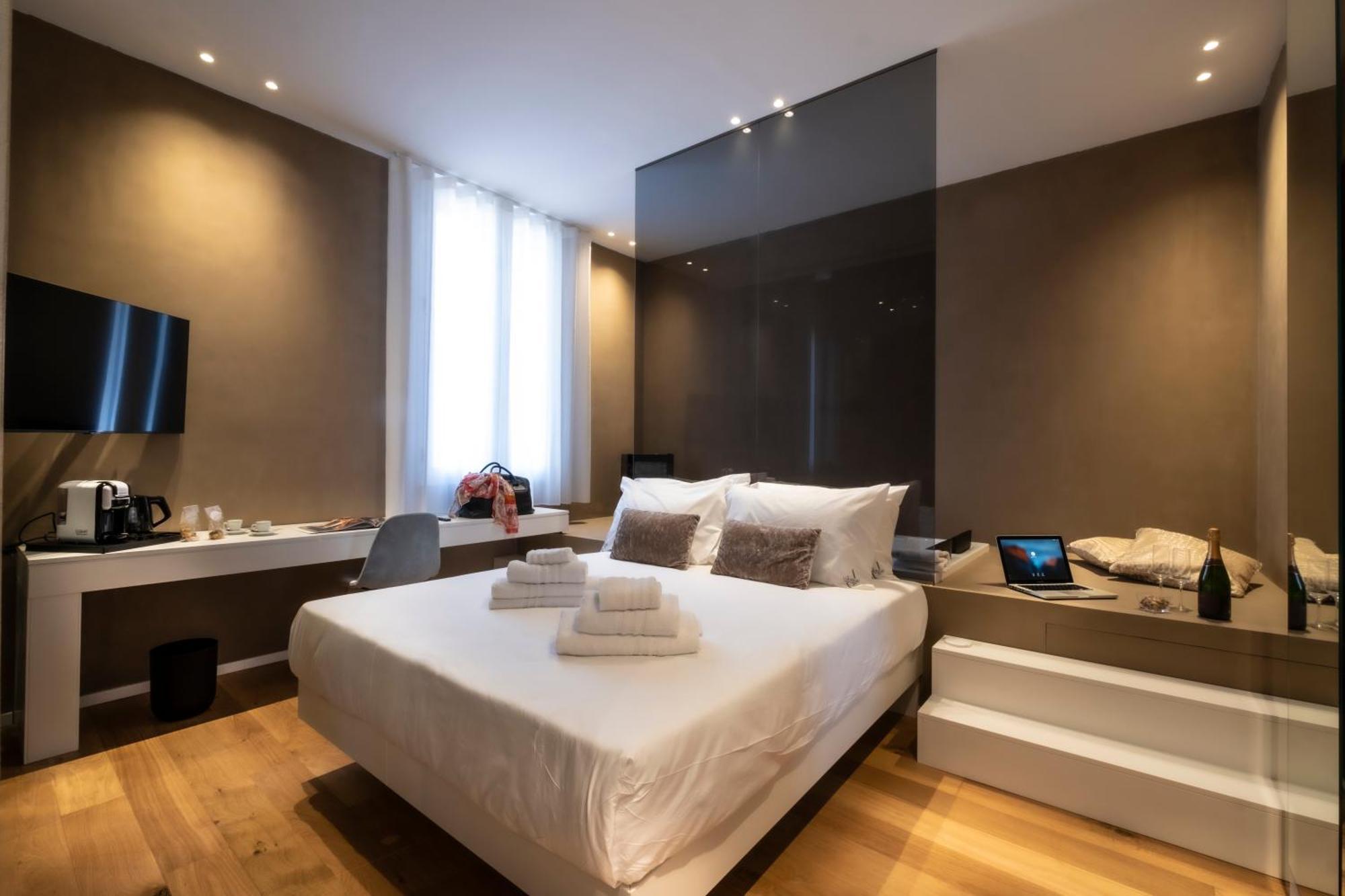 Amorgiu Luxury Suites Palermo Exteriör bild