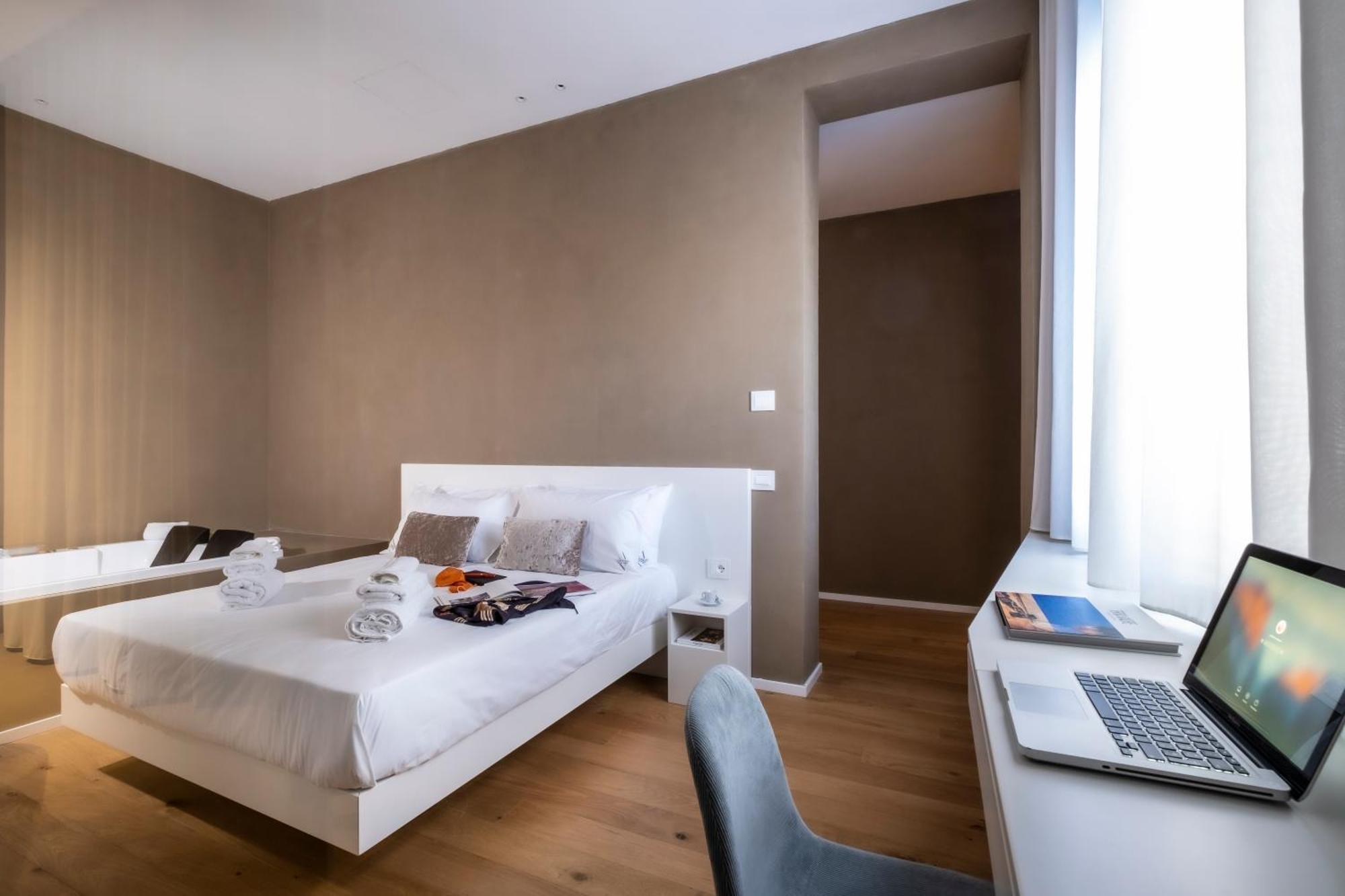 Amorgiu Luxury Suites Palermo Exteriör bild