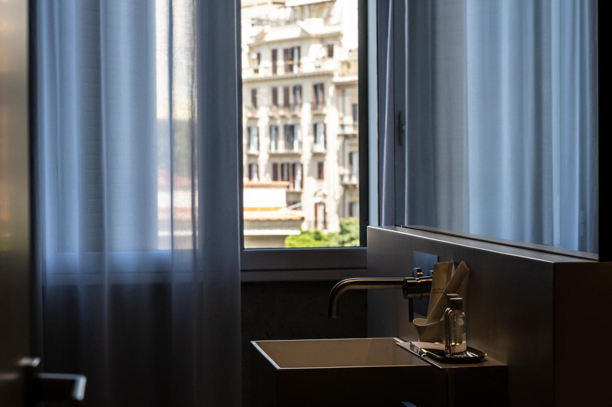 Amorgiu Luxury Suites Palermo Exteriör bild