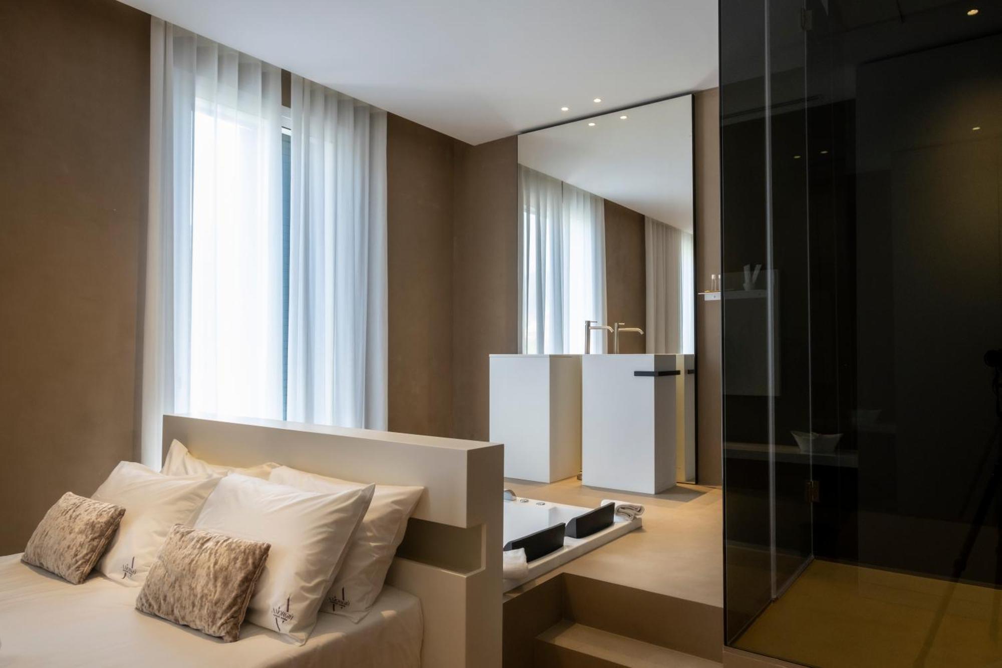Amorgiu Luxury Suites Palermo Exteriör bild
